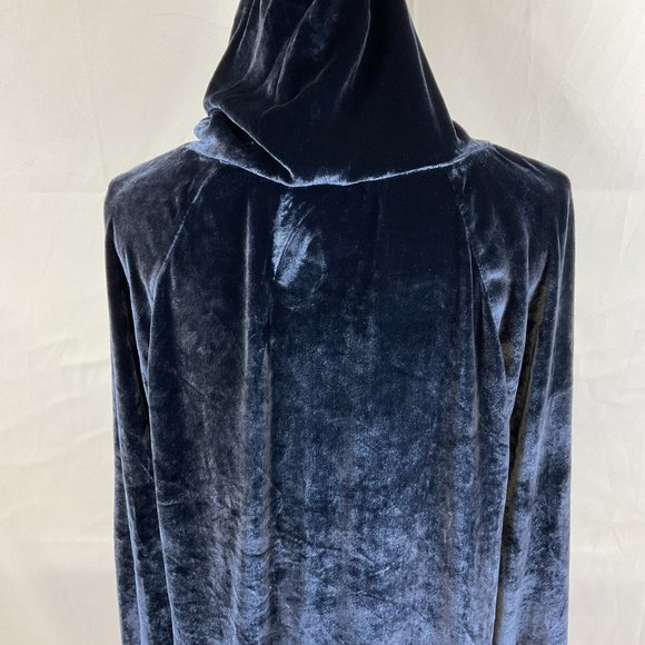 Alice + Olivia | Navy Velvet Mini Dress - Picture 5 of 8